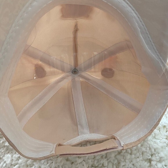 Children's Ball Cap. Cream. One Size. Cute Tiger Design. Adjustable Velcro. Fun. - Picture 7 of 8